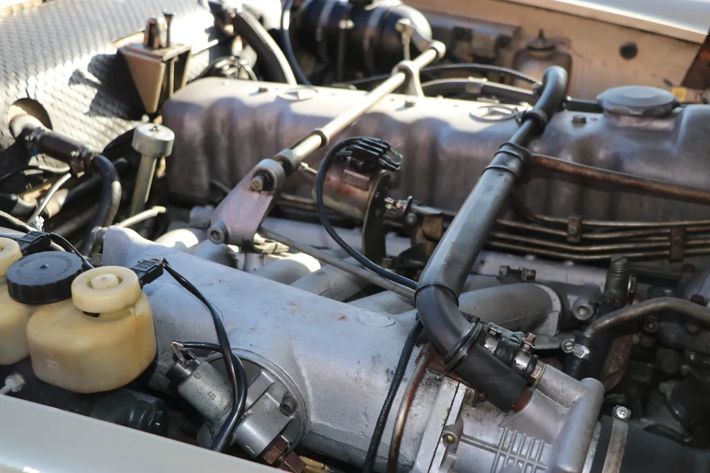 Mercedes benz sl280 nrg0tw8aiavcc clhvlax
