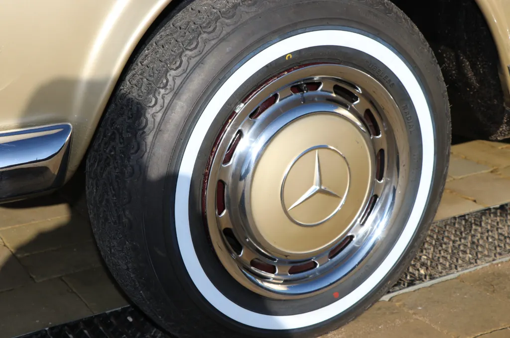 Mercedes benz sl280 pmd5wvm7avybllxbvuvzl