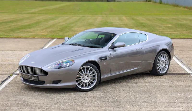 Aston martin db9 lvrrwuk8ekxkbefmkxlgh