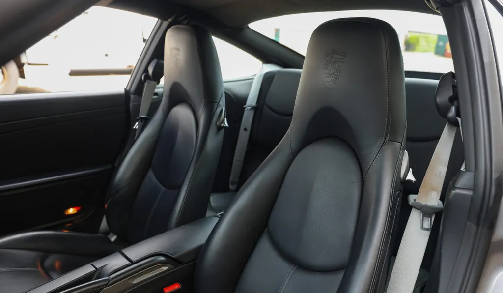 Porsche 911 hns6w3alj390u3nkpubwy