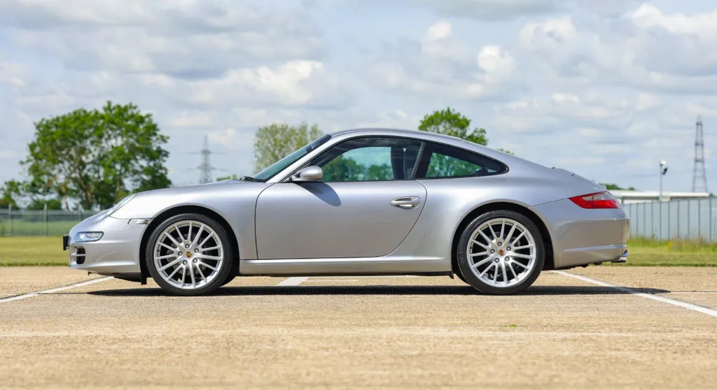 Porsche 911 ssb3o6ifuuc7civimfy0u