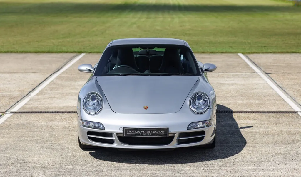 Porsche 911 arnm0lmfkrnfqr0bxsirh