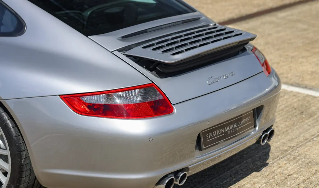 Porsche 911 okntx6pjyd4io67ngwm51
