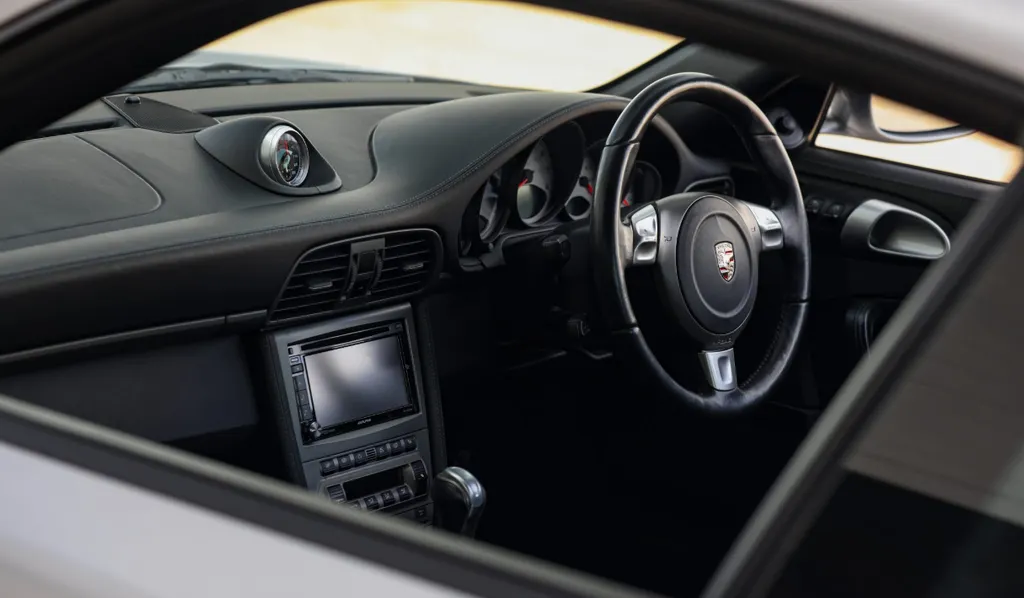 Porsche 911 szl2fmrwsgde3 lebwdsi