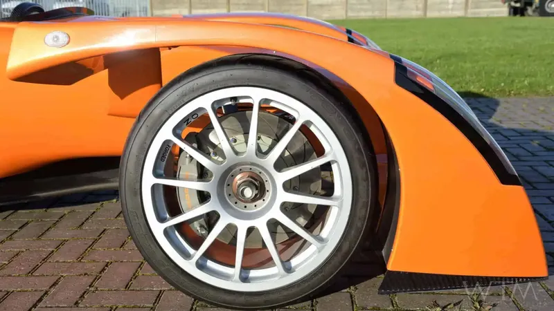 Caparo t1 sl 13zztr00pxdffdz63r