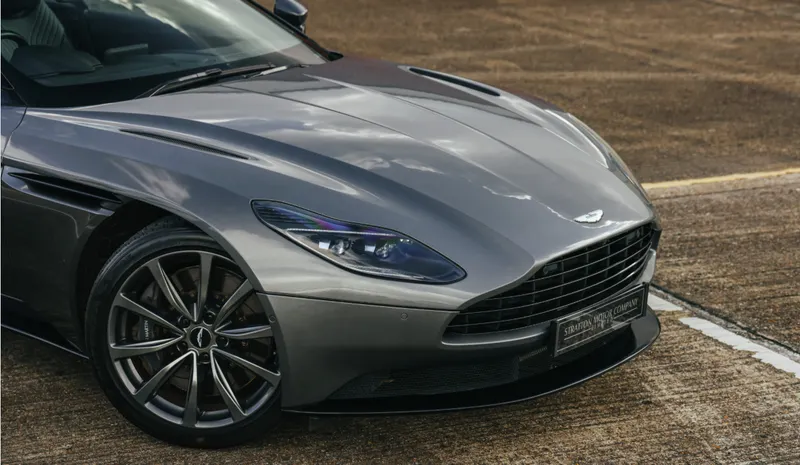 Aston martin db11 e8p9ayqgexyxfmrm metk