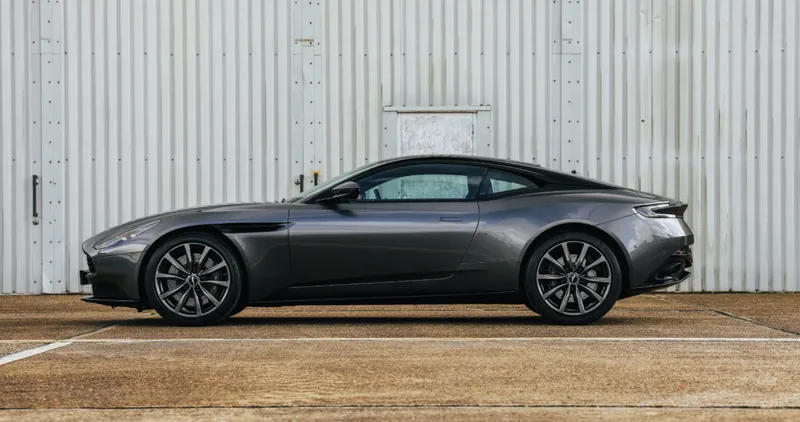 Aston martin db11 ytduxdr lgmi mkhxah6e
