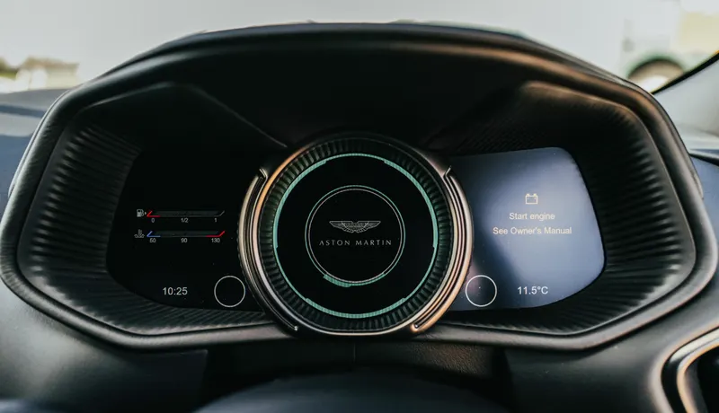 Aston martin db11 xidpk6sxjxkjiuqzbr cz