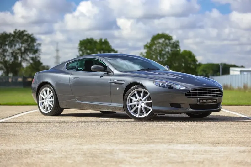 Aston martin db9 1j3puajfkgwofjab62ohp