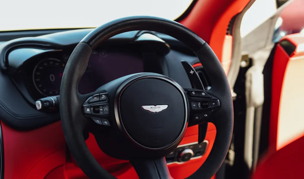 Aston martin dbx rurh5ko1fz1pbtqgqitr4