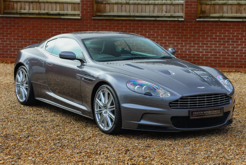 Aston martin dbs  8qwuzoly j4 u3u6 xq6l