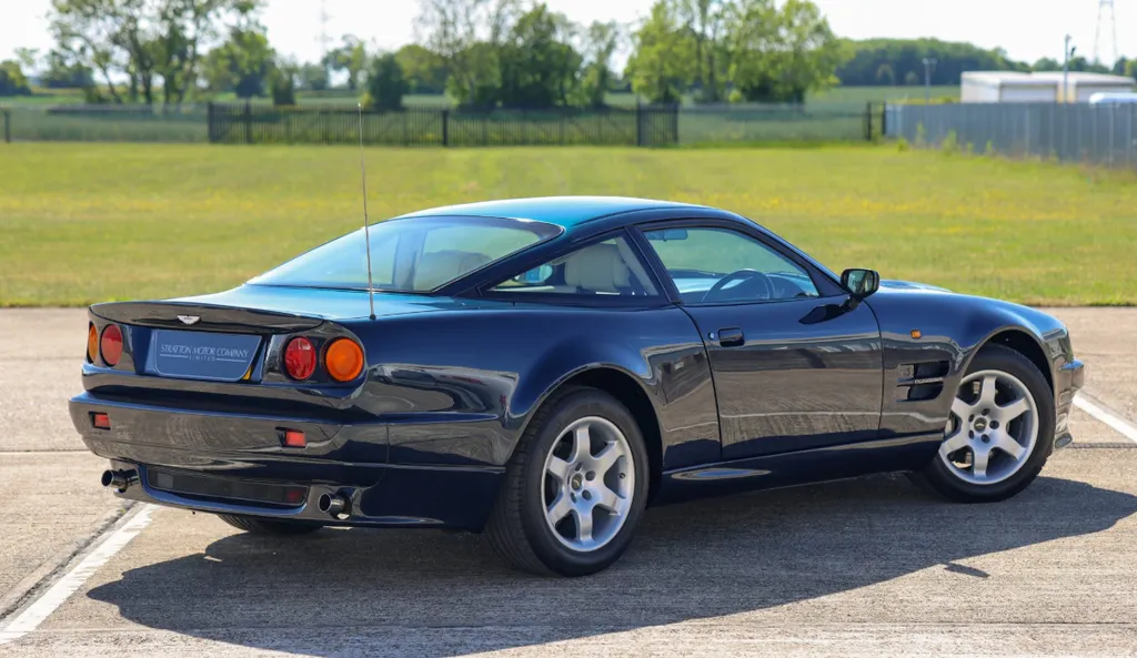 Aston martin vantage 1qsd1e9kyda1hg 6r5um4