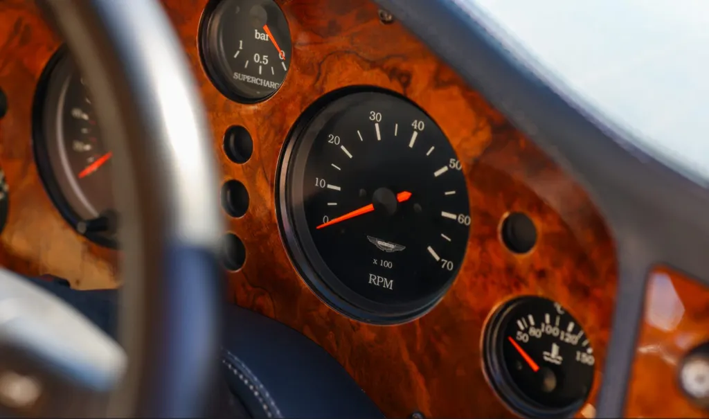 Aston martin vantage w1boos sp2u3mnklllrrc