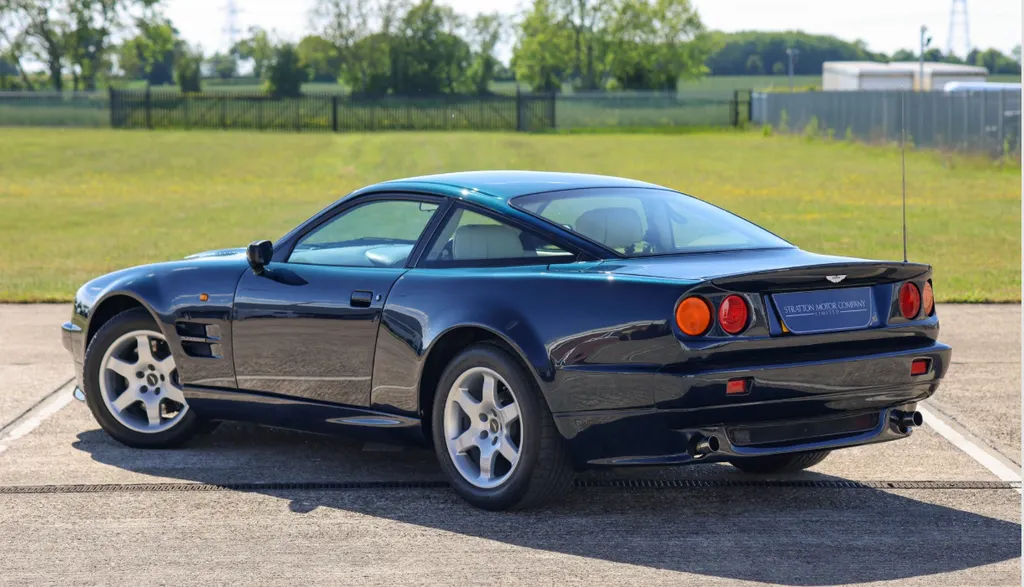 Aston martin vantage eqsl4m0qrss0ybticpzlk