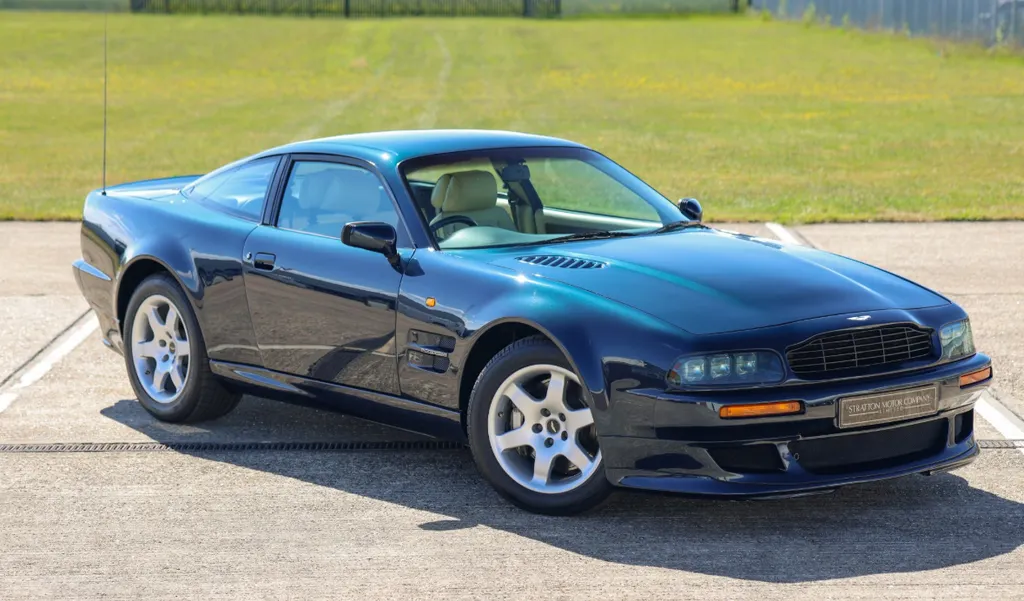 Aston martin vantage v9zd1teokxn8lz7vzalyy