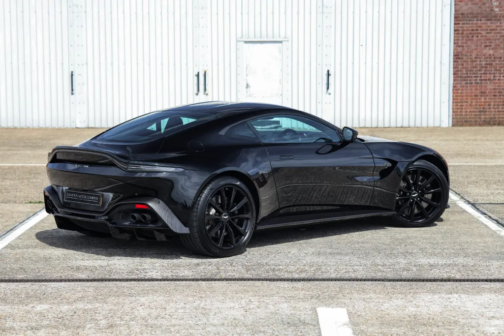 Aston martin v8 vantage wltd9ywlkkzfyw8cl6c1n