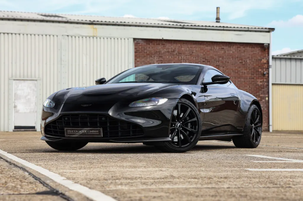 Aston martin v8 vantage zpg4n lvgwv6kfteauraq