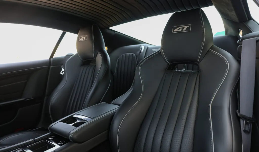 Aston martin  db9 f isqqmmxocco0igbtrqh