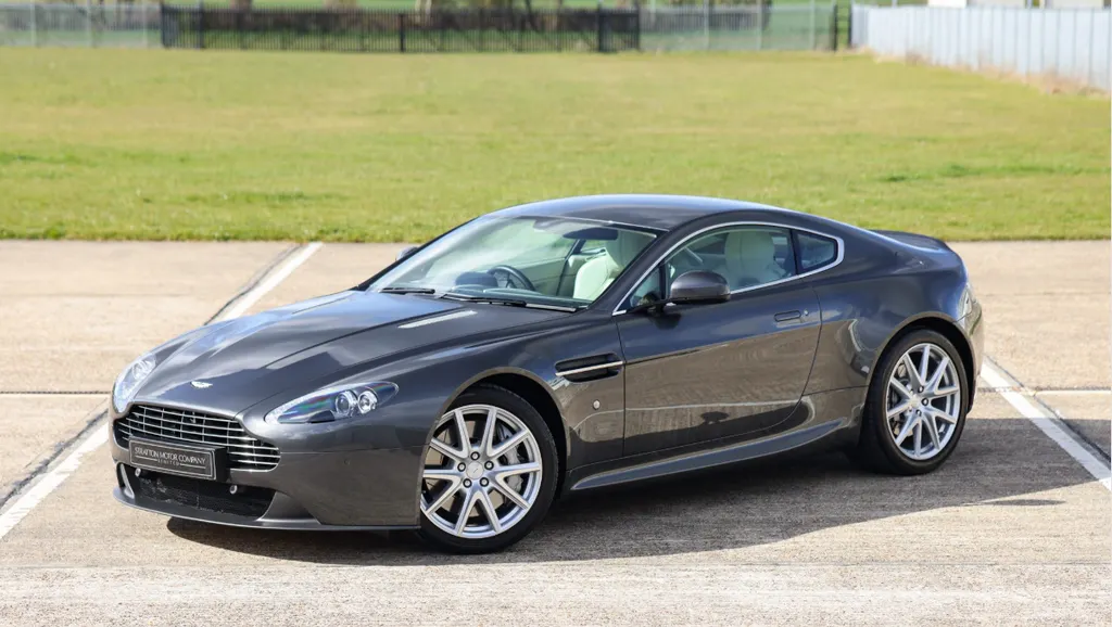 Aston martin v8 rzg8ct5 f36jwcolvfm6l