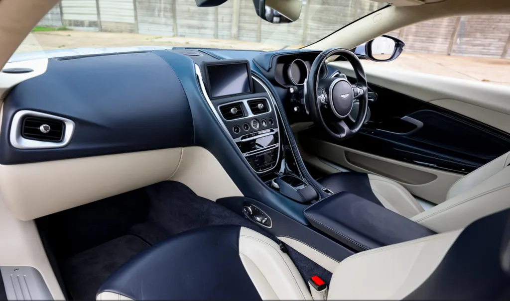 Aston martin db11 p9z67bs3fpomijs9kl gi