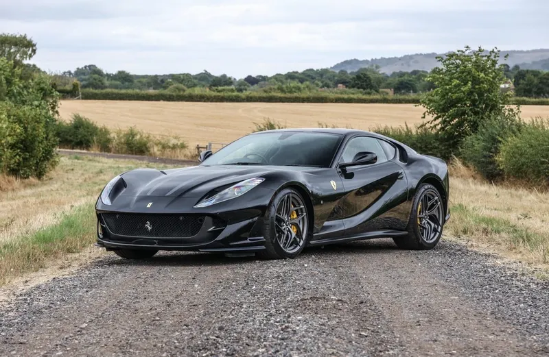 Ferrari 812 superfast q66fahwwiazxkc tnmzpa