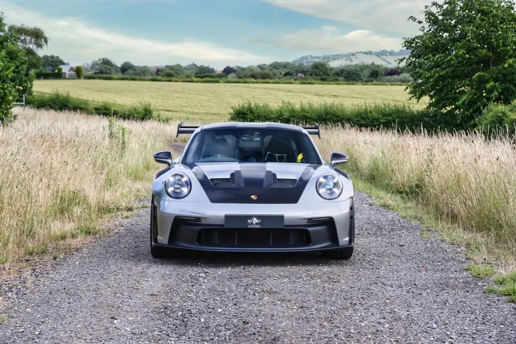 Porsche 992 jkoerhcsckvt0hjn8cfld