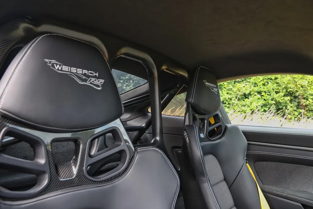 Porsche 992 zfp7bf2zaedcwfpk9asim