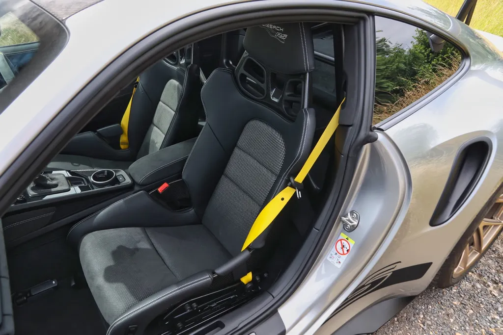 Porsche 992 hwhqvk4oe6tpwbtfnybib