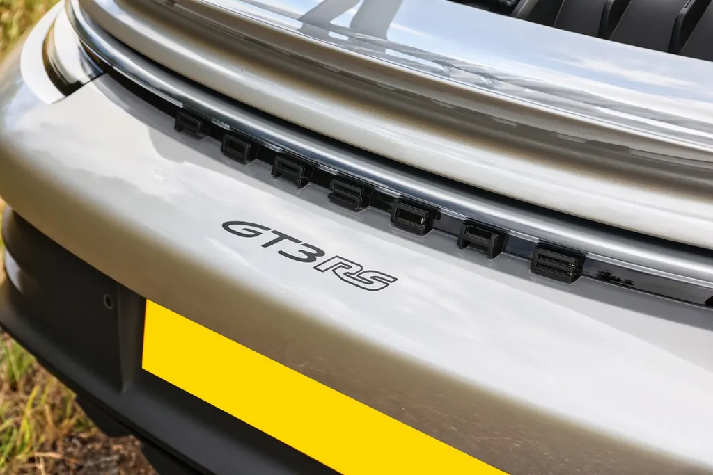 Porsche 992 xcupnjgapthqasz5tfgup
