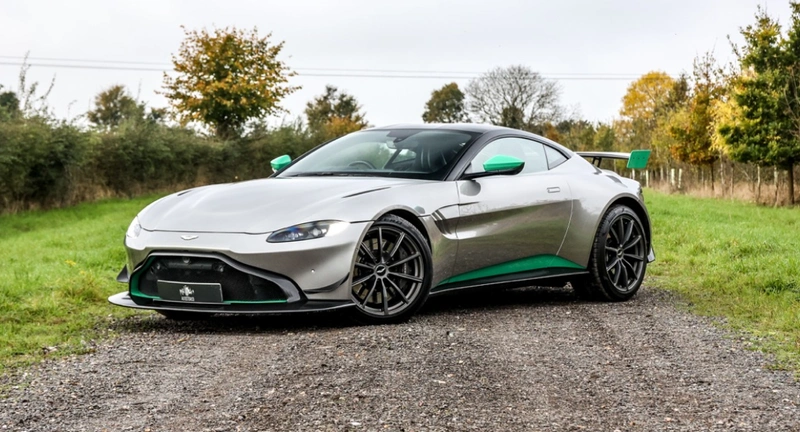 Aston martin vantage utlmfcbbzvq6j4qd0kica