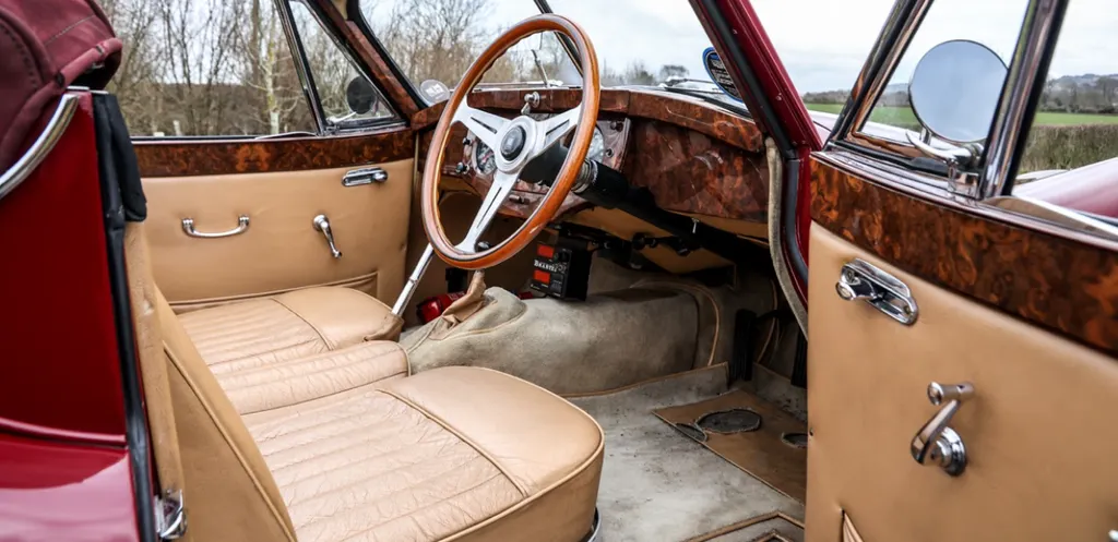 Jaguar xk140  hpn7ivxy r7p03xldbyx