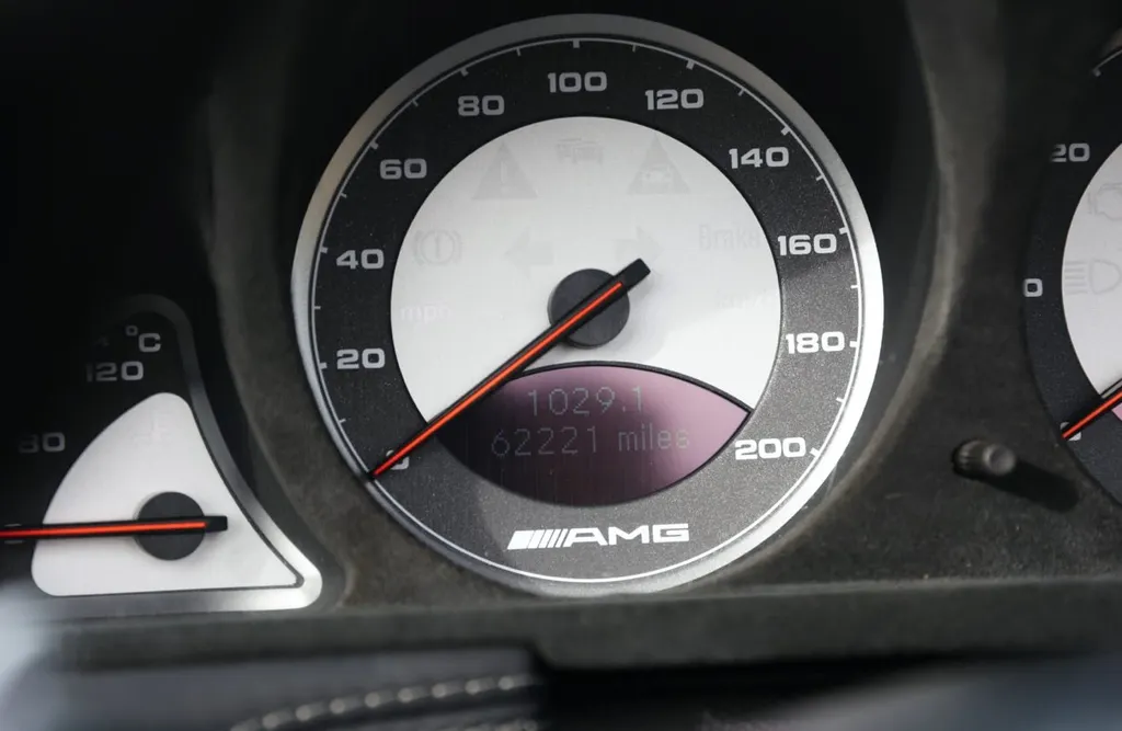 Mercedes benz sl series n7rfvrnvfq7ppgddqj4n5