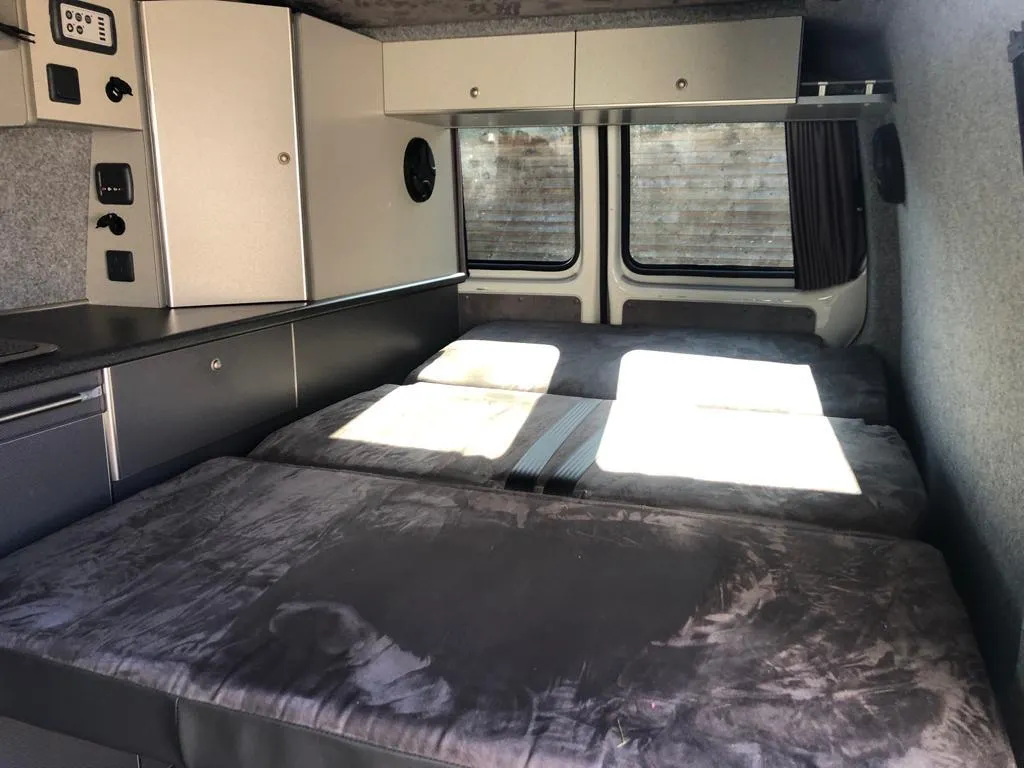 Volkswagen transporter d8qyrpe3tbh2uwdruoxde
