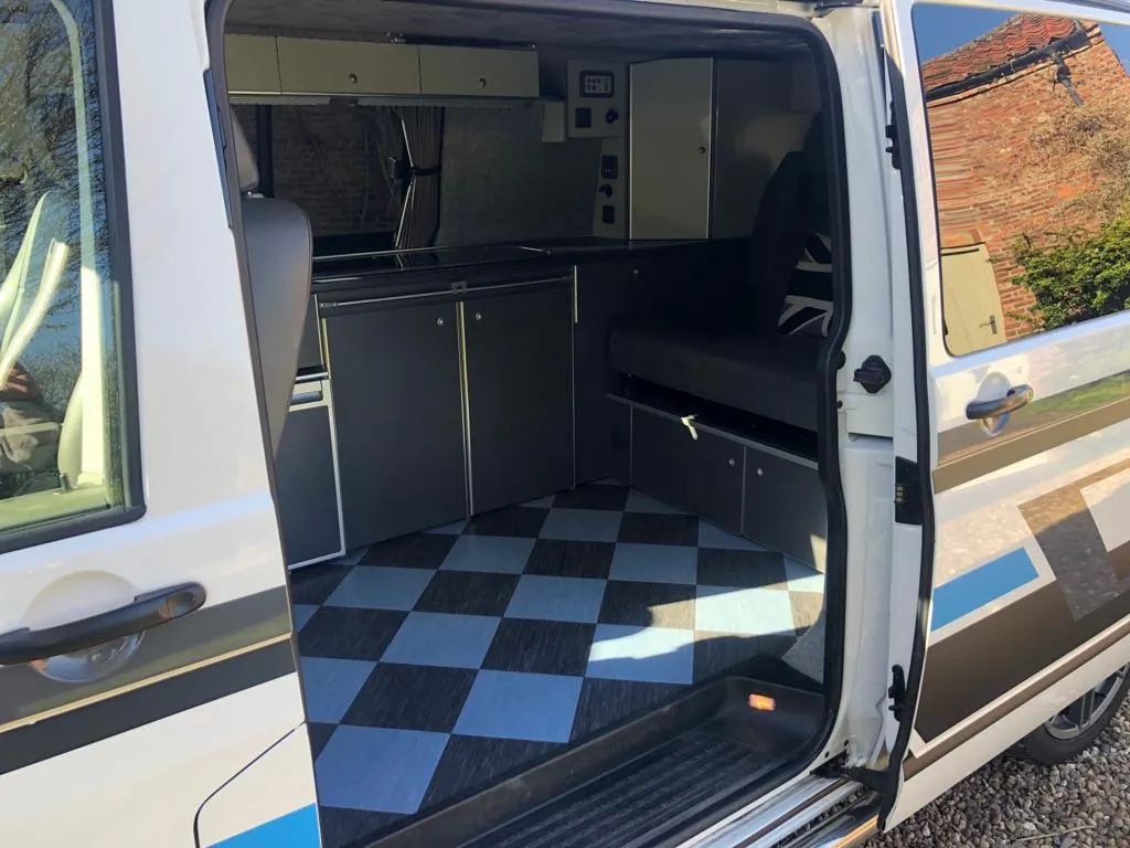 Volkswagen transporter o8jc e1ecna2kfpeogod4