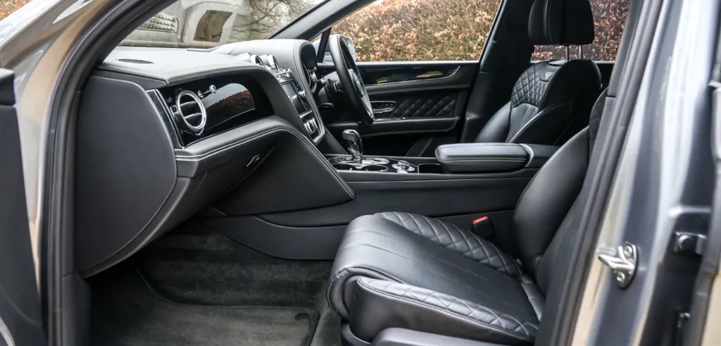 Bentley bentayga w12 5dqj6hmxws9h blchtz3z