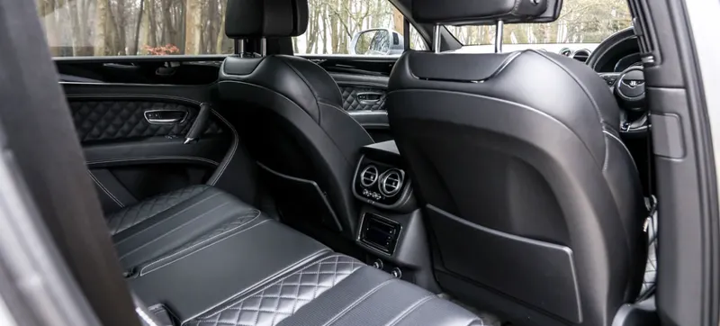 Bentley bentayga w12 pvvhtkayidog1qafzququ