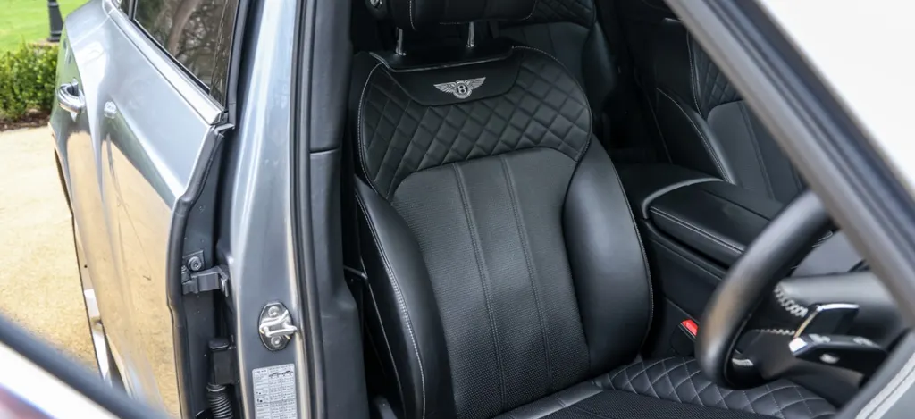 Bentley bentayga w12 trc dn6eajztzqspf90zq