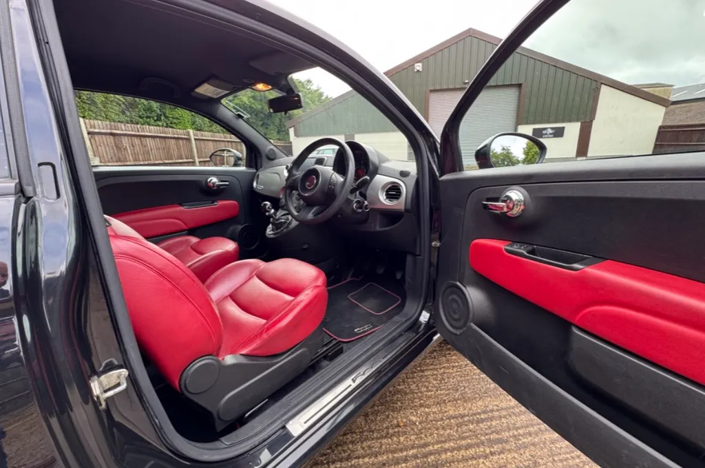 Fiat 500 mwpxlcf3smu5xjro ay9g