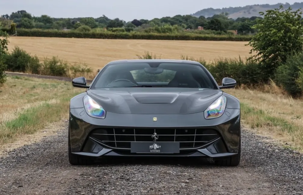 Ferrari f12 bdwmlvia6njxnxldzi6eh