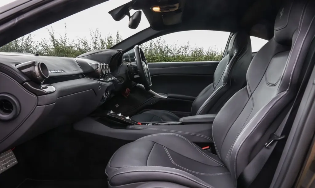 Ferrari f12 g2jzduwyizsegpdug7ike