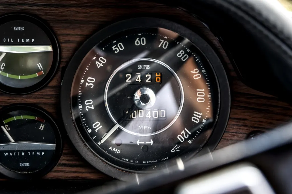 Volvo p1800 6q  irztgqcxytx9g6ppx