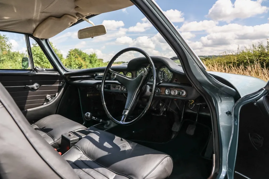 Volvo p1800 a4eozk9qsv6m6n7nmc8r7