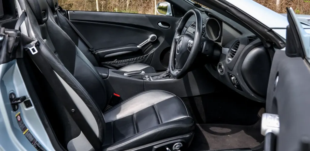 Mercedes benz slk ginqrur8nyozmzvidwssf