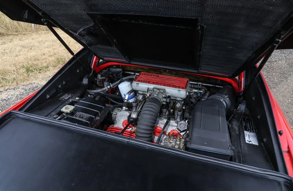 Ferrari 328 4a72cqtcvd1gis70vhu5o