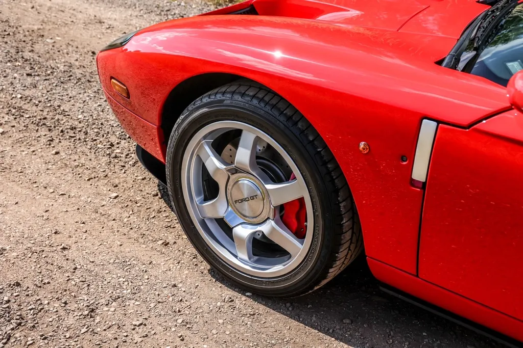 Ford gt hwpcphd 2dpykvzqd1kkc