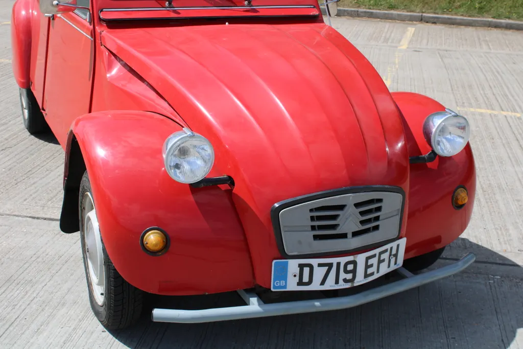 Citroen 2cv6 byaotpsk84pjwltvifots