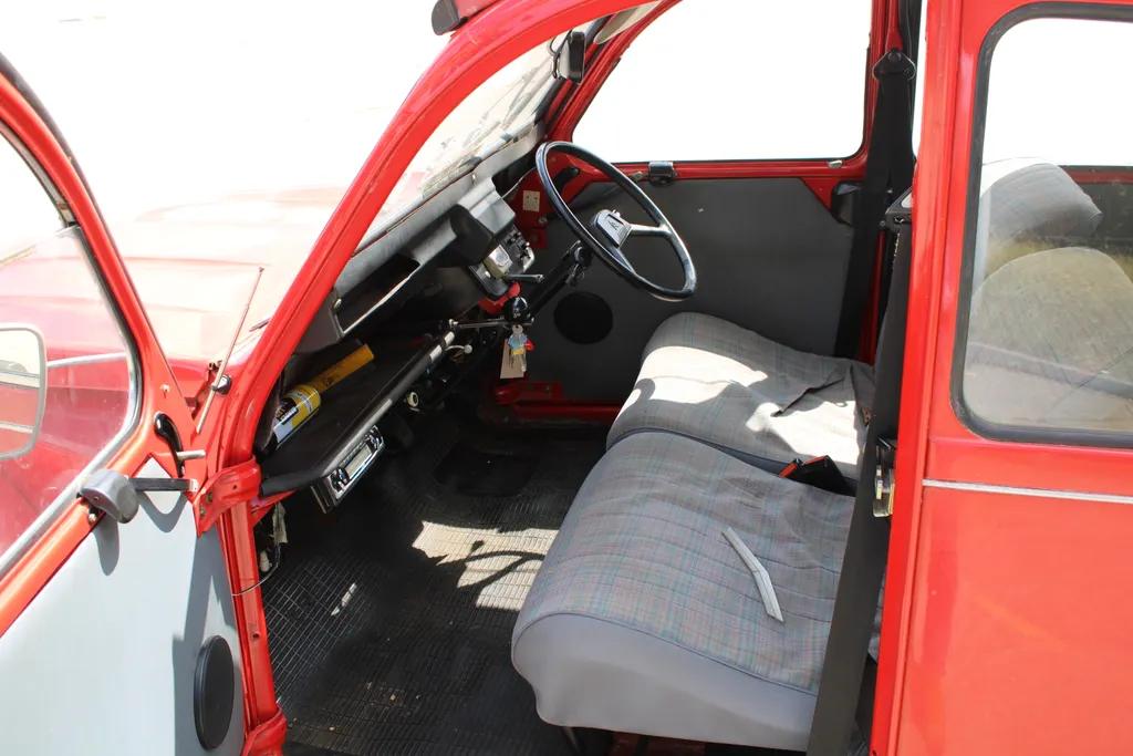 Citroen 2cv6 zmggpmvfjkrhymqnj3mbx