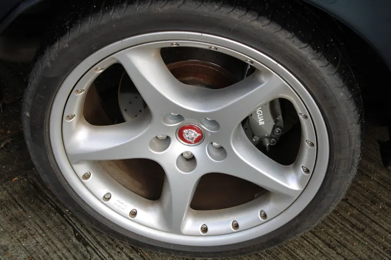 Jaguar xk8 apstbiiftl5eknmaa vvw