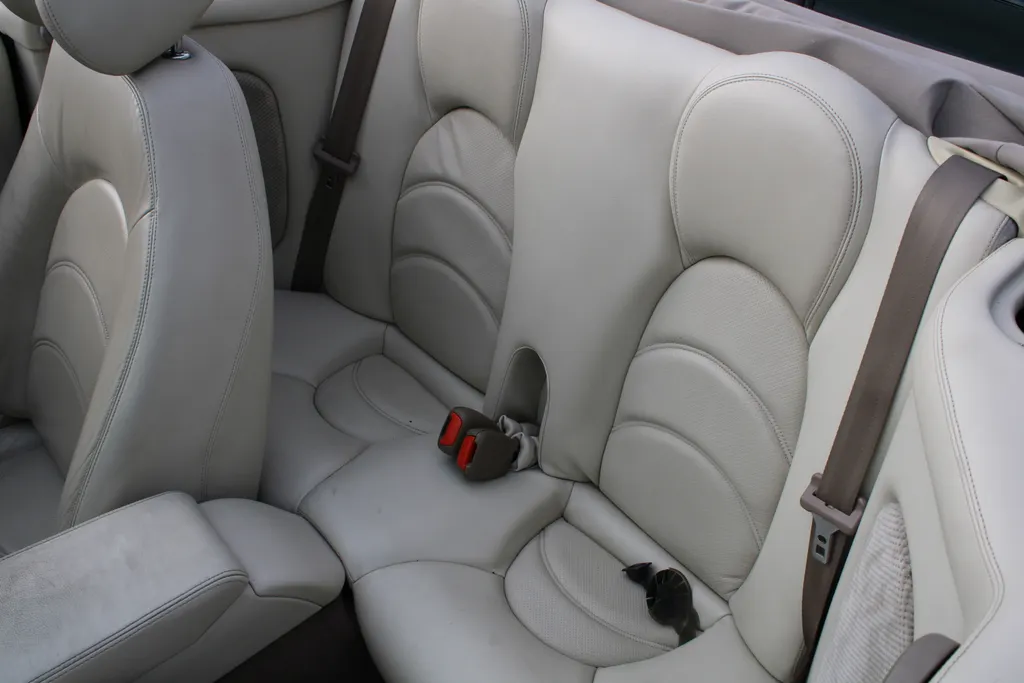 Jaguar xk8 ssmzm6vrzfcf1j 1dazfm