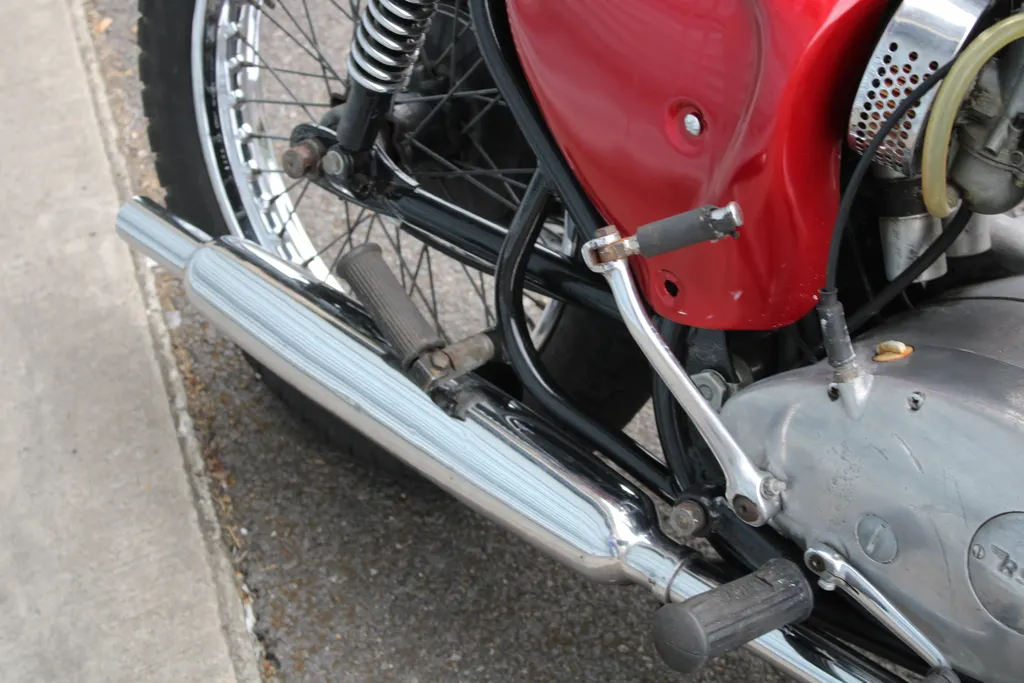 Bsa a65 lightning mzk9oi5uayyo3zd5wboo9